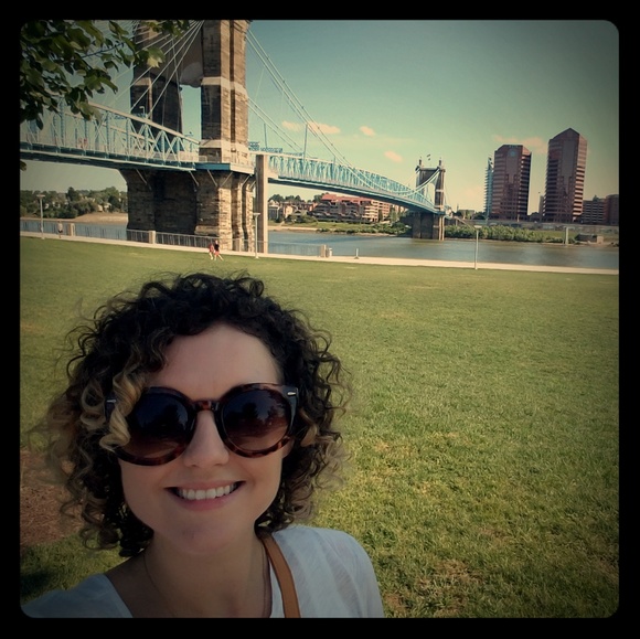 Meet your Posher, Lindsey - Picture 1 of 1